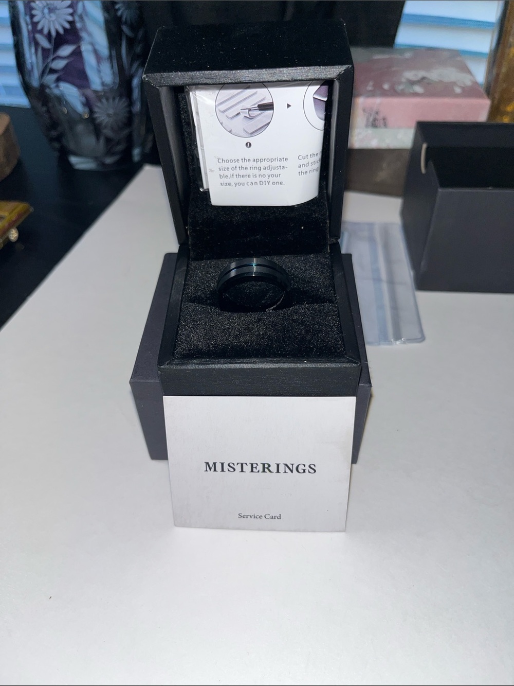 Misterings Black Men'sTungsten Ring – Slim Modern Band